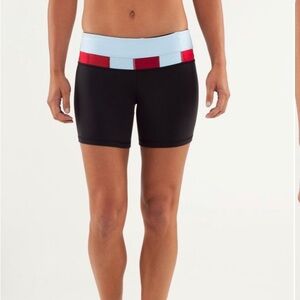 Lululemon Reverse Groove Short Size 4